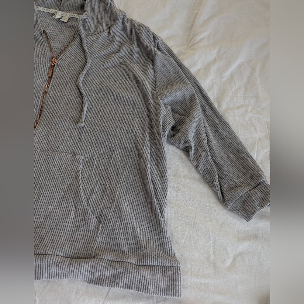 Live Well Ribbed Lounge Set - Picture 7 of 16